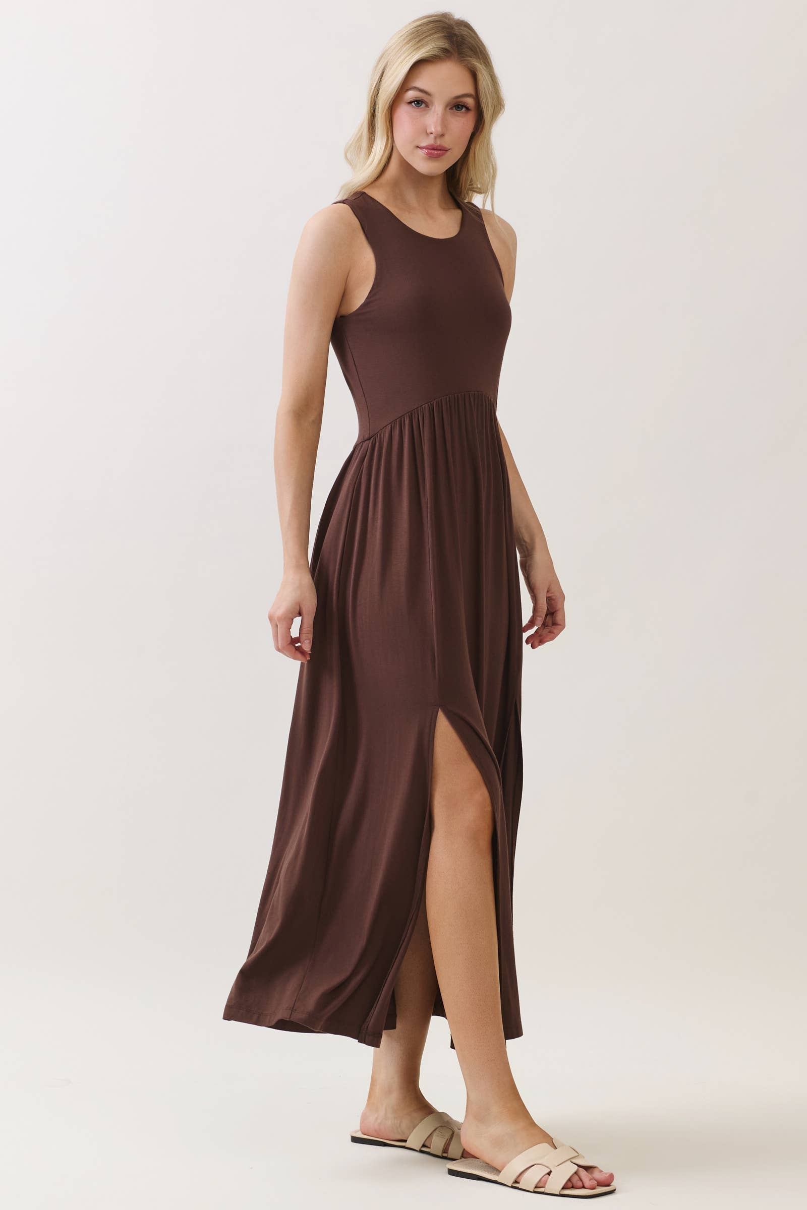 Solid Sleeveless Midi Dress