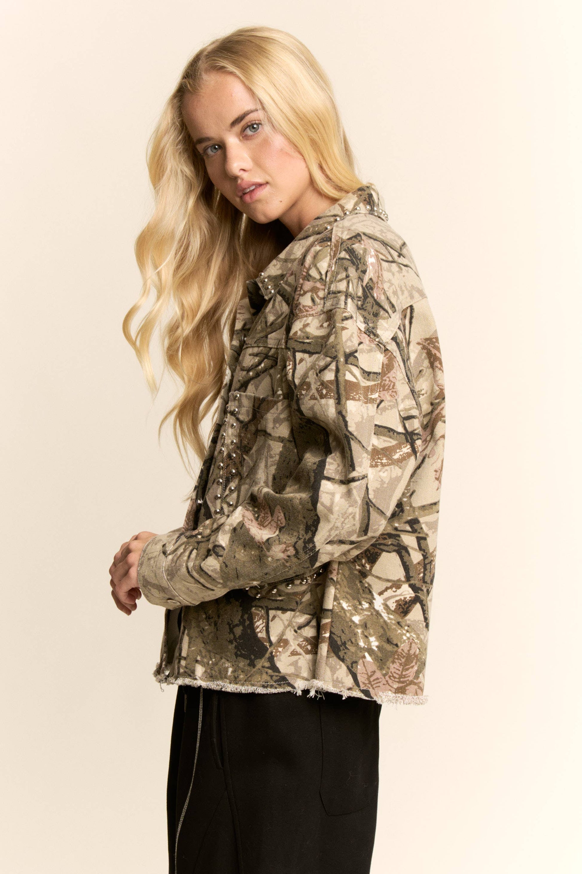 CARDI CAMO DENIM JACKET