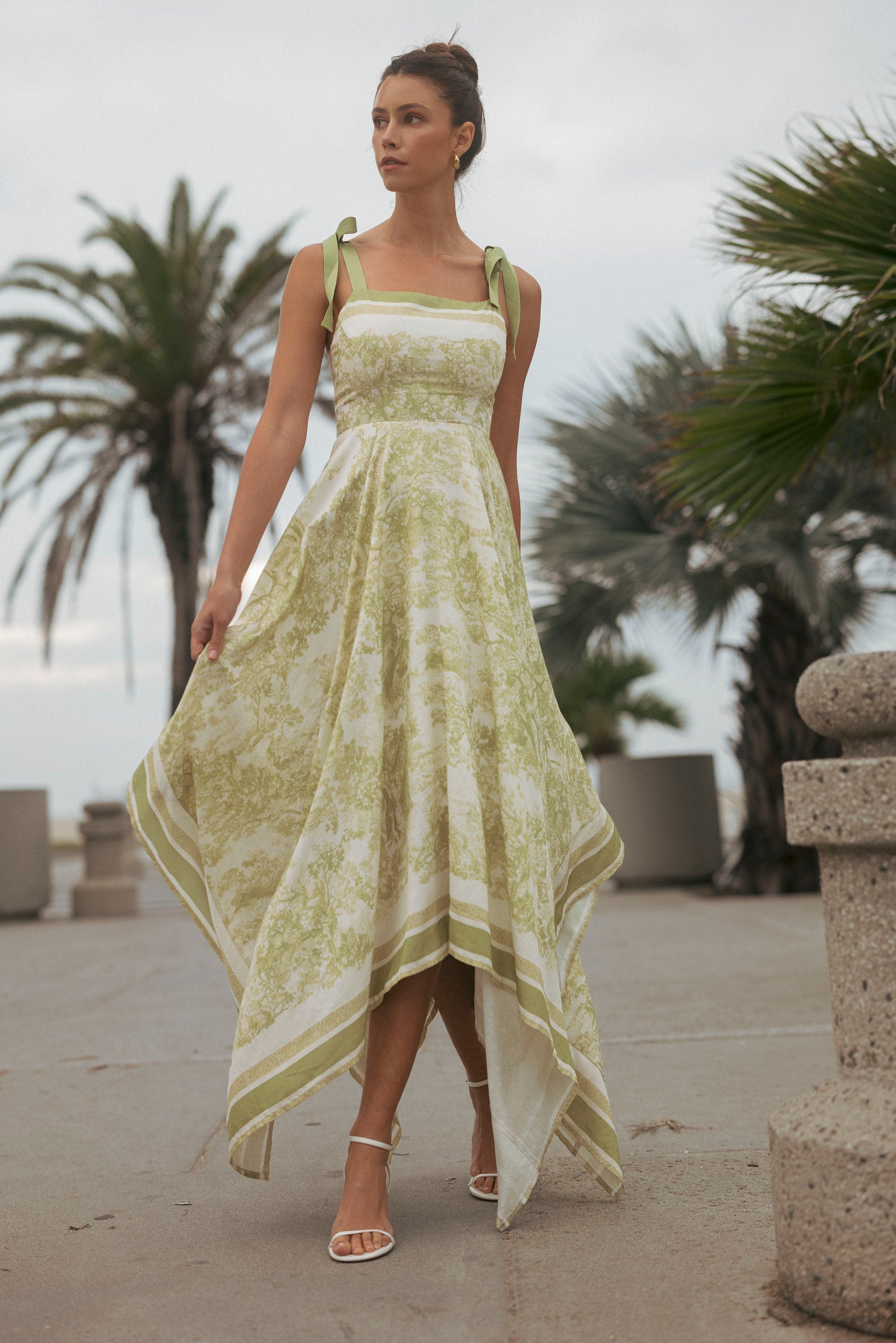 Border Print Hankerchief-hem Midi Dress