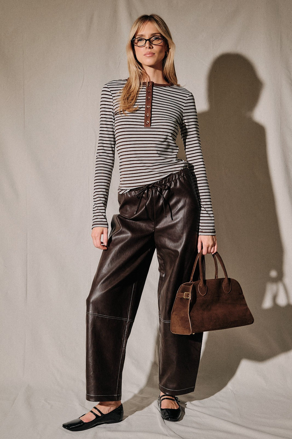 Le Lis Barrel Brown Pleather PAnts