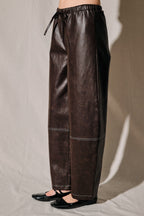 Le Lis Barrel Brown Pleather PAnts