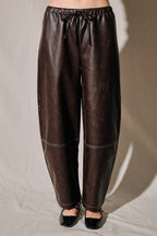 Le Lis Barrel Brown Pleather PAnts