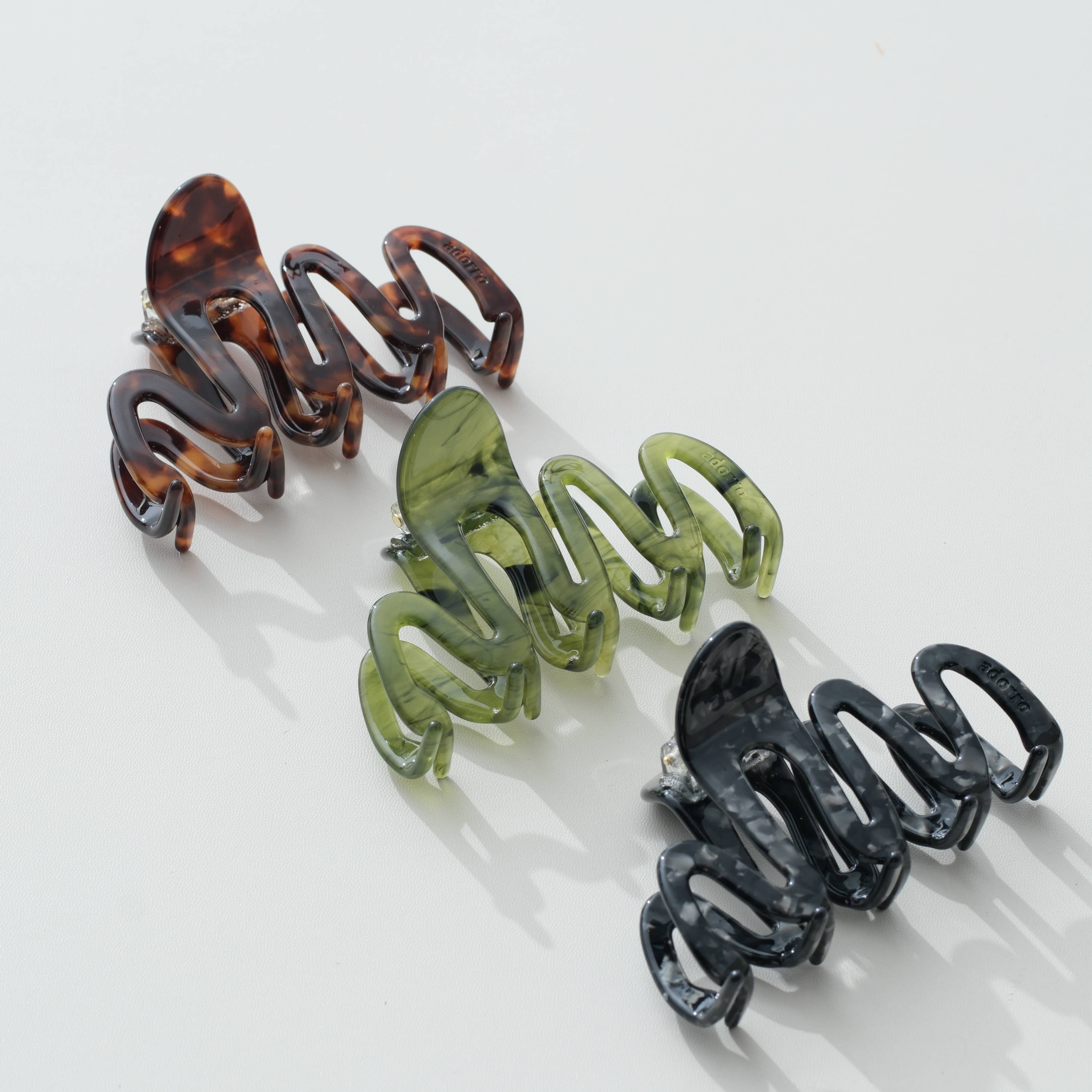 Willow Vintage Acetate Squiggle Claw Clip - Large