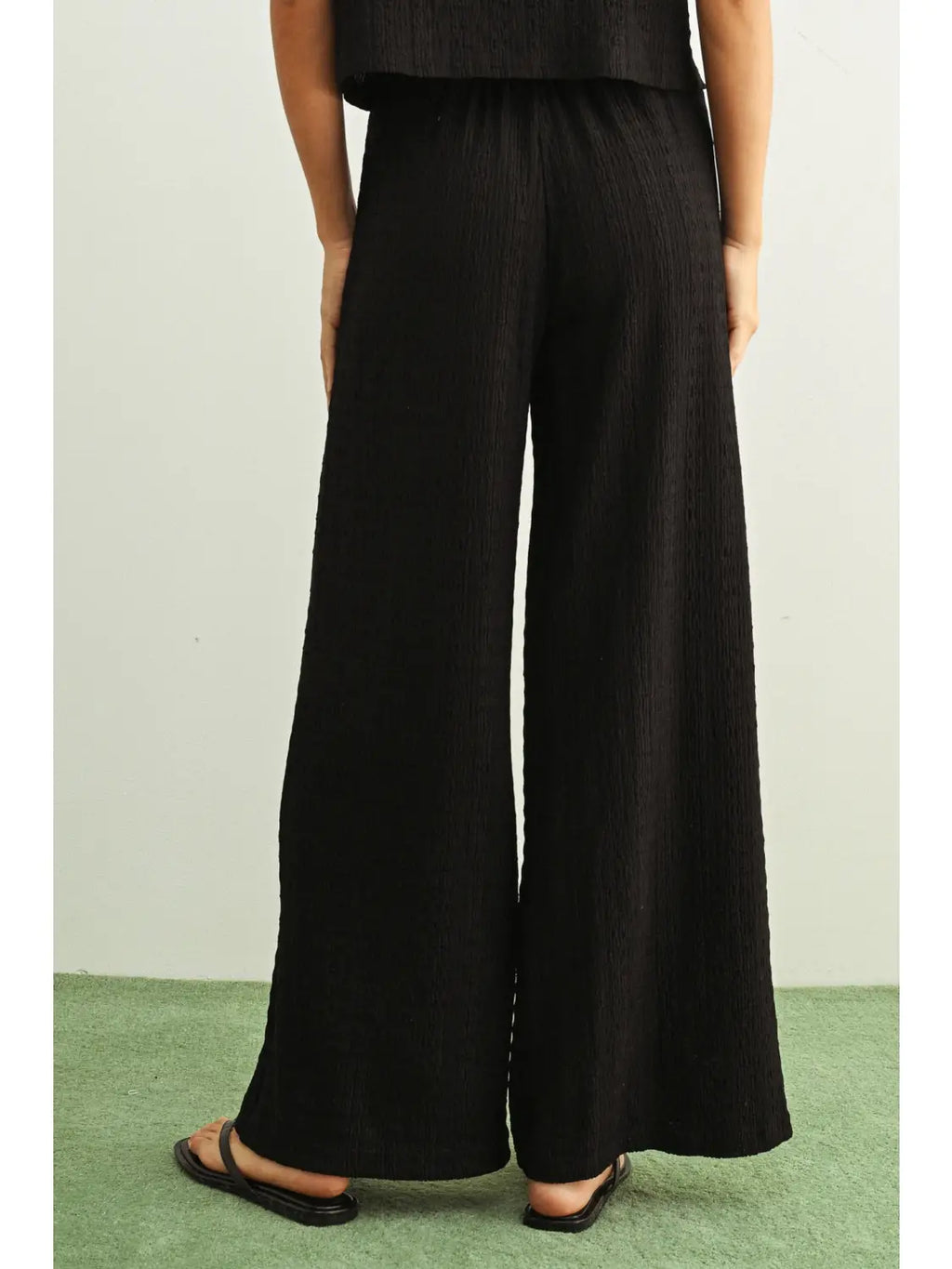 Crinkled Fabric Elastic Band Waist Pants