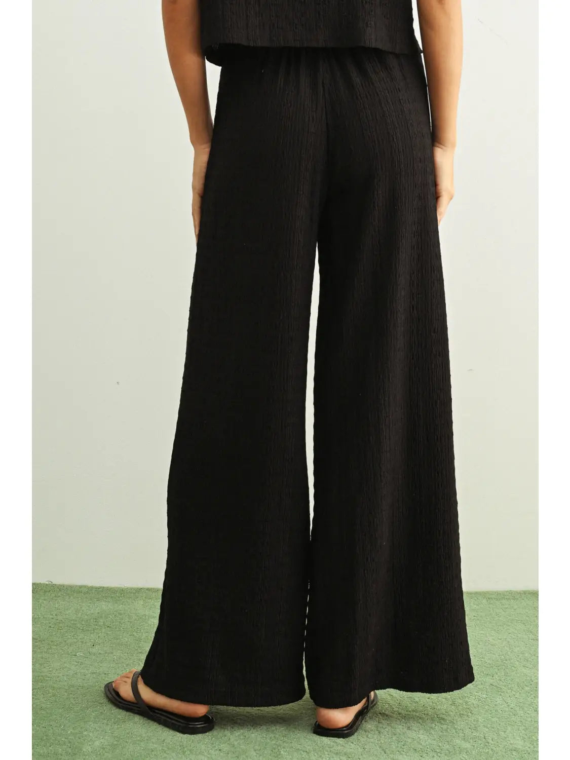 Crinkled Fabric Elastic Band Waist Pants